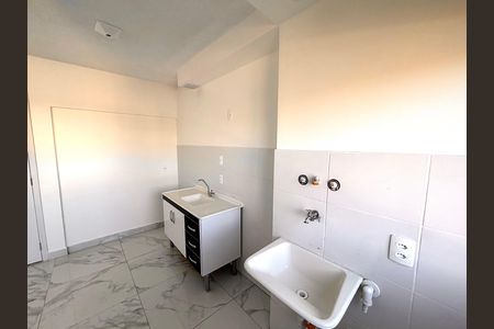 Apartamento para alugar com 38m², 2 quartos e sem vaga Apartamento para alugar com 38m², 2 quartos e sem vagaCozinha e Área de Serviço