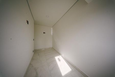 Casa à venda com 118m², 3 quartos e 4 vagasQuarto 2