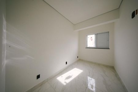 Casa à venda com 118m², 3 quartos e 4 vagasQuarto 1