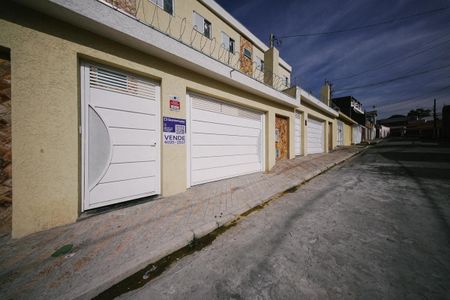 Casa à venda com 118m², 3 quartos e 4 vagasFachada