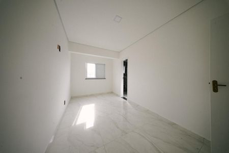 Casa à venda com 118m², 3 quartos e 4 vagasSuíte