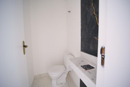 Casa à venda com 118m², 3 quartos e 4 vagasLavabo