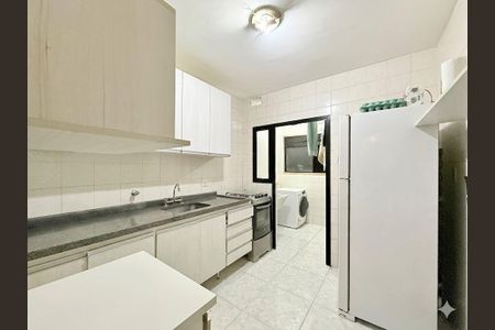 Apartamento à venda com 60m², 2 quartos e 1 vaga Apartamento à venda com 60m², 2 quartos e 1 vagaCozinha