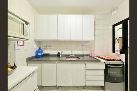 Apartamento à venda com 60m², 2 quartos e 1 vaga Apartamento à venda com 60m², 2 quartos e 1 vagaCozinha