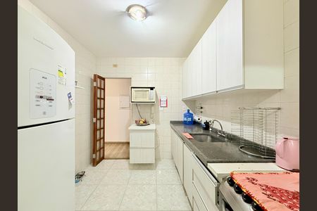 Apartamento à venda com 60m², 2 quartos e 1 vaga Apartamento à venda com 60m², 2 quartos e 1 vagaCozinha