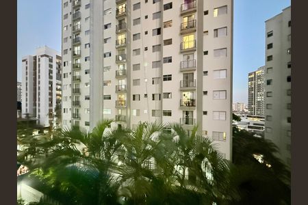 Apartamento à venda com 60m², 2 quartos e 1 vaga Apartamento à venda com 60m², 2 quartos e 1 vagaVista