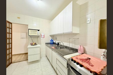 Apartamento à venda com 60m², 2 quartos e 1 vaga Apartamento à venda com 60m², 2 quartos e 1 vagaCozinha