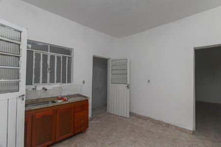 Casa para alugar com 1 quarto, 125m² em Jardim Iva, São Paulo