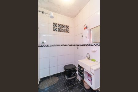 Casa para alugar com 70m², 2 quartos e 2 vagas Casa para alugar com 70m², 2 quartos e 2 vagasBanheiro