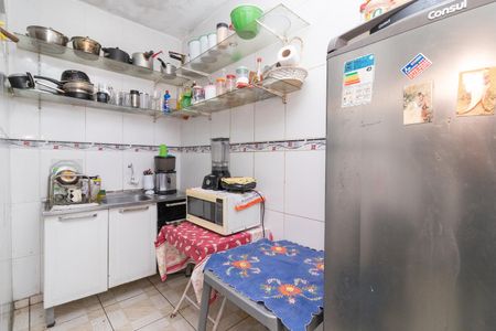 Casa para alugar com 70m², 2 quartos e 2 vagas Casa para alugar com 70m², 2 quartos e 2 vagasCozinha