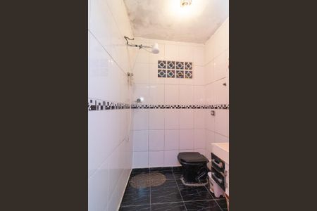 Casa para alugar com 70m², 2 quartos e 2 vagas Casa para alugar com 70m², 2 quartos e 2 vagasBanheiro