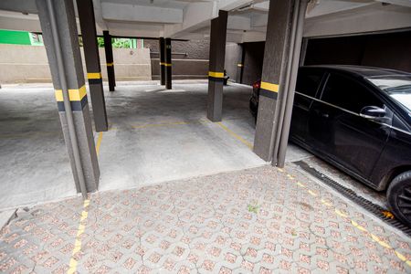 Apartamento para alugar com 68m², 2 quartos e 1 vaga Apartamento para alugar com 68m², 2 quartos e 1 vagaGaragem