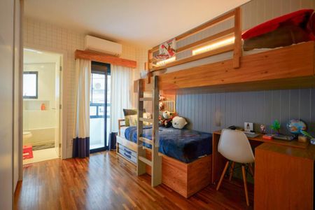 Apartamento à venda com 230m², 3 quartos e 3 vagas