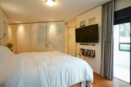 Apartamento à venda com 230m², 3 quartos e 3 vagas