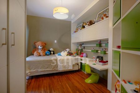 Apartamento à venda com 230m², 3 quartos e 3 vagas