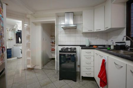Apartamento à venda com 230m², 3 quartos e 3 vagas