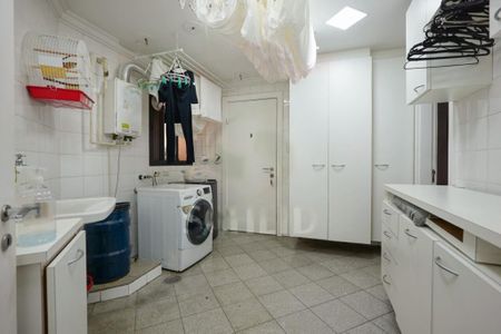 Apartamento à venda com 230m², 3 quartos e 3 vagas