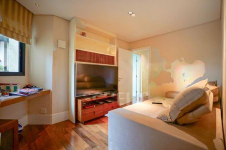 Apartamento à venda com 230m², 3 quartos e 3 vagas