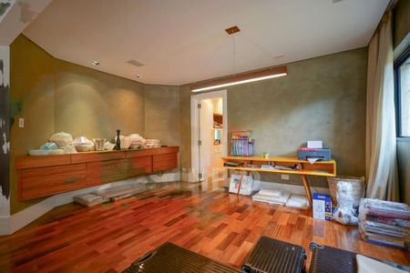 Apartamento à venda com 230m², 3 quartos e 3 vagas