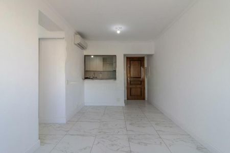 Apartamento à venda com 116m², 2 quartos e 2 vagas