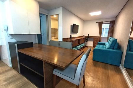 Apartamento para alugar com 37m², 1 quarto e 1 vaga Apartamento para alugar com 37m², 1 quarto e 1 vagaSala