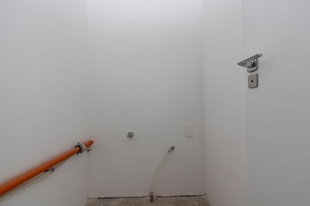Apartamento à venda com 288m², 3 quartos e 4 vagas Apartamento à venda com 288m², 3 quartos e 4 vagasLavabo