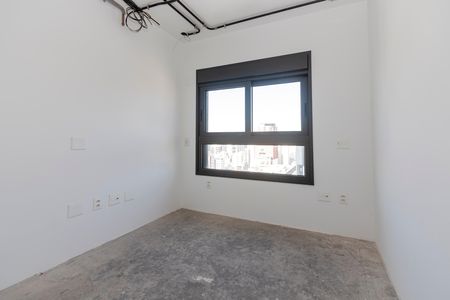 Apartamento à venda com 288m², 3 quartos e 4 vagas Apartamento à venda com 288m², 3 quartos e 4 vagasQuarto de serviço