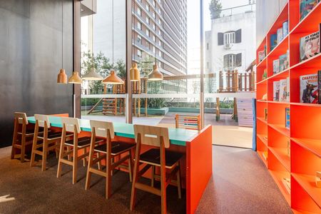 Apartamento à venda com 288m², 3 quartos e 4 vagas Apartamento à venda com 288m², 3 quartos e 4 vagasÁrea Comum