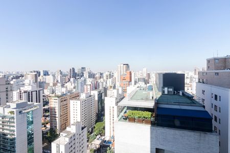 Apartamento à venda com 288m², 3 quartos e 4 vagas Apartamento à venda com 288m², 3 quartos e 4 vagasVista da Suíte 3