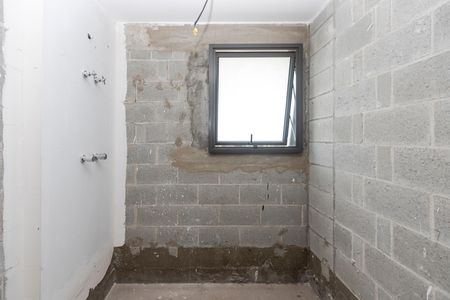 Apartamento à venda com 288m², 3 quartos e 4 vagas Apartamento à venda com 288m², 3 quartos e 4 vagasBanheiro da Suíte 2