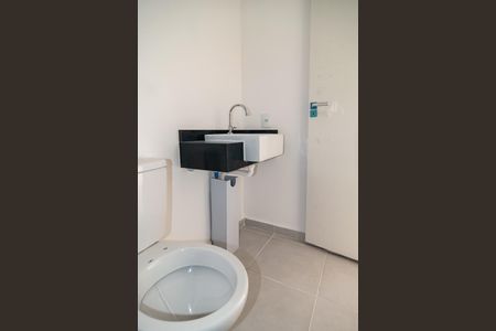 Studio à venda com 25m², 0 quarto e sem vaga Studio à venda com 25m², 0 quarto e sem vagaBanheiro