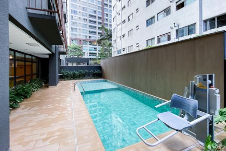 Studio à venda com 25m², 0 quarto e sem vaga Studio à venda com 25m², 0 quarto e sem vagaPiscina