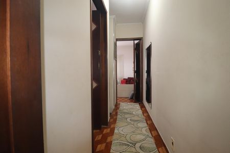 Casa à venda com 156m², 2 quartos e 2 vagasCorredor Quartos