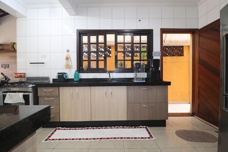 Casa à venda com 156m², 2 quartos e 2 vagasCozinha