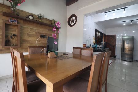 Casa à venda com 156m², 2 quartos e 2 vagasSala de Jantar