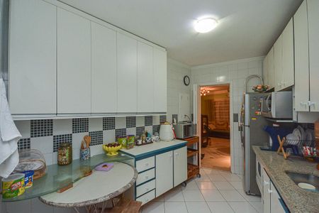 Apartamento à venda com 88m², 2 quartos e 2 vagas Apartamento à venda com 88m², 2 quartos e 2 vagasCozinha