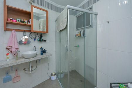 Apartamento à venda com 88m², 2 quartos e 2 vagas Apartamento à venda com 88m², 2 quartos e 2 vagasBanheiro da Suíte