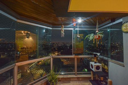Apartamento à venda com 88m², 2 quartos e 2 vagas Apartamento à venda com 88m², 2 quartos e 2 vagasSacada