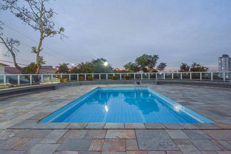 Apartamento à venda com 88m², 2 quartos e 2 vagas Apartamento à venda com 88m², 2 quartos e 2 vagasÁrea comum - Piscina