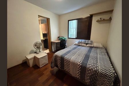 Apartamento à venda com 120m², 4 quartos e 3 vagasQuarto