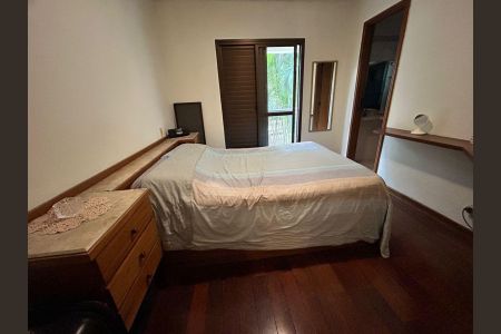 Apartamento à venda com 120m², 4 quartos e 3 vagasQuarto