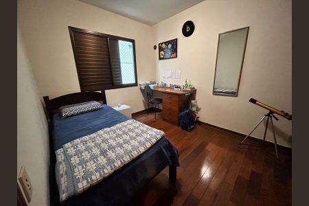 Apartamento à venda com 120m², 4 quartos e 3 vagasQuarto
