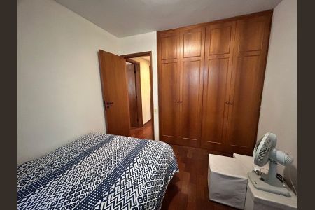 Apartamento à venda com 120m², 4 quartos e 3 vagasQuarto