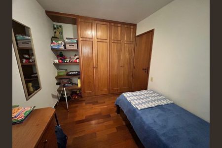 Apartamento à venda com 120m², 4 quartos e 3 vagasQuarto