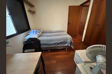 Apartamento à venda com 120m², 4 quartos e 3 vagasQuarto