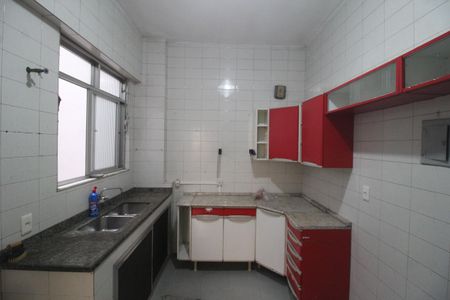 Apartamento para alugar com 110m², 3 quartos e sem vagaCozinha