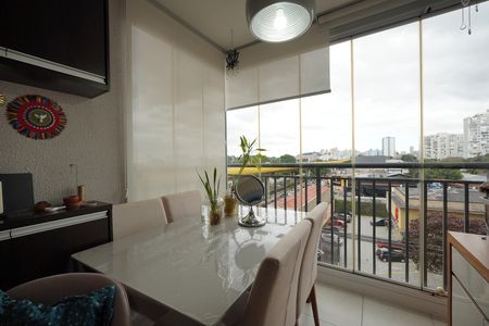 Apartamento à venda com 54m², 2 quartos e 1 vagaVaranda