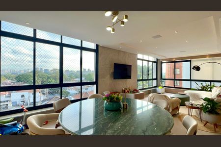 Apartamento para alugar com 180m², 3 quartos e 1 vaga Apartamento para alugar com 180m², 3 quartos e 1 vagaSala de Jantar