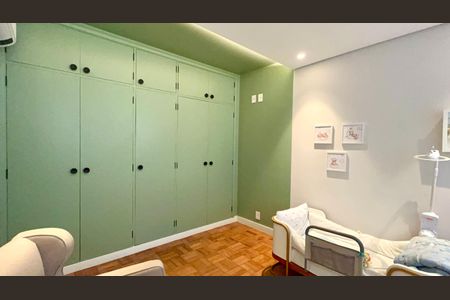 Apartamento para alugar com 180m², 3 quartos e 1 vaga Apartamento para alugar com 180m², 3 quartos e 1 vagaQuarto 2