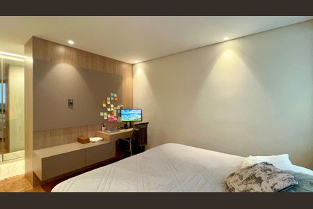 Apartamento para alugar com 180m², 3 quartos e 1 vaga Apartamento para alugar com 180m², 3 quartos e 1 vagaSuite